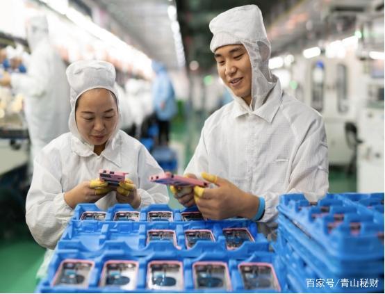 兩億新生代擇業觀變遷 為何寧送外賣不進工廠，甚至以技術工人為恥？